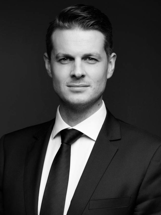Christopher Richardson